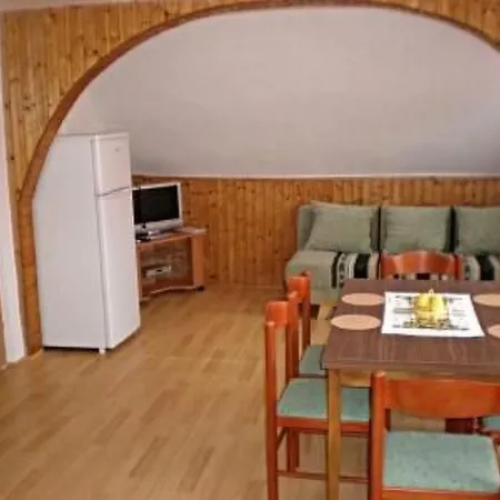 U Semushky 3 By Interhome * Pernink